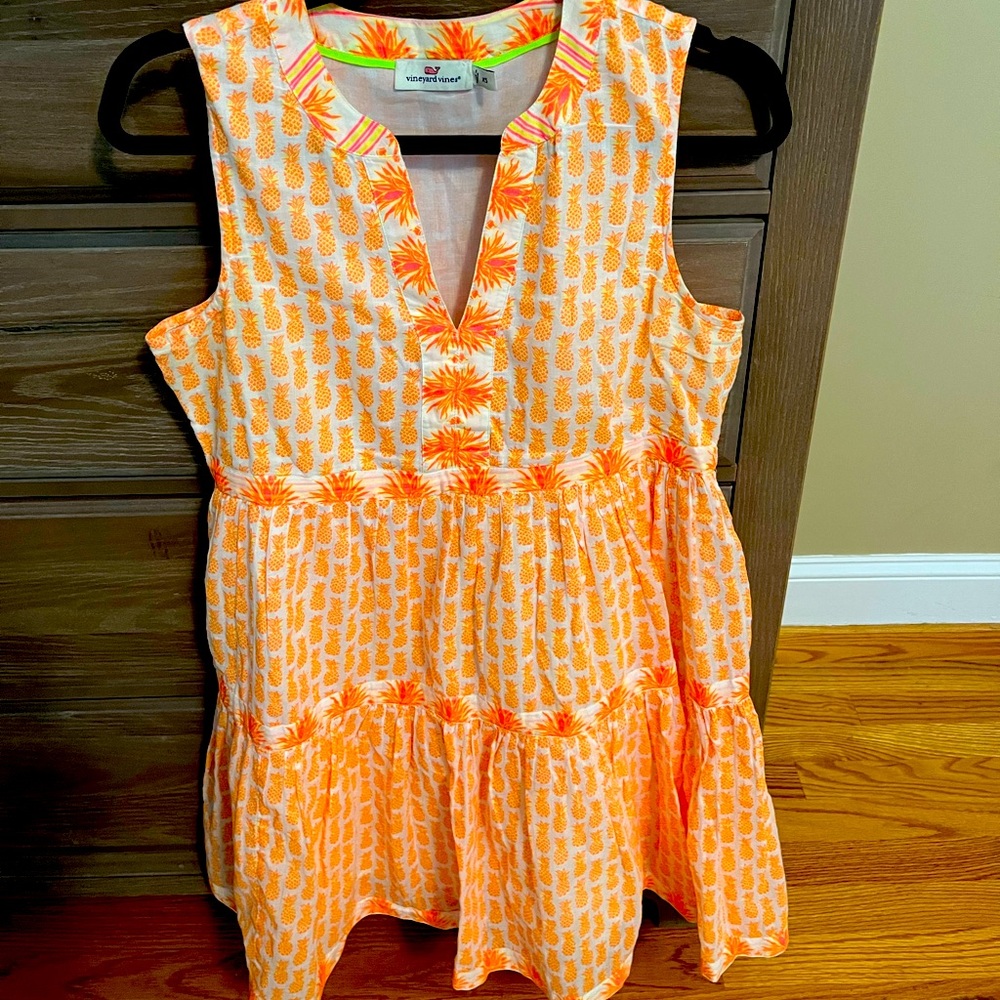 Worn once vineyard vines dress size small